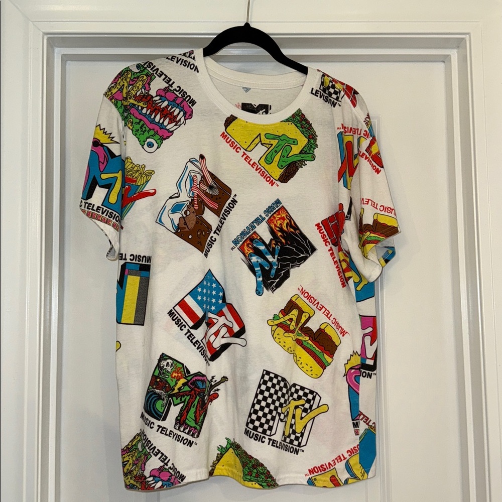 MTV Logo Tee with Yellow and Green Accents size Large